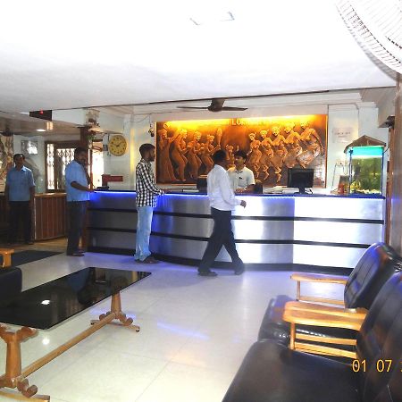 Hotel Yatrik Deoghar Exterior photo